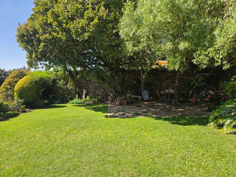 3 Bedroom Property for Sale in Lakeside Western Cape